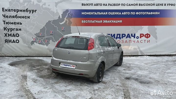 Ручка двери наружная передняя правая Fiat Punto (199)