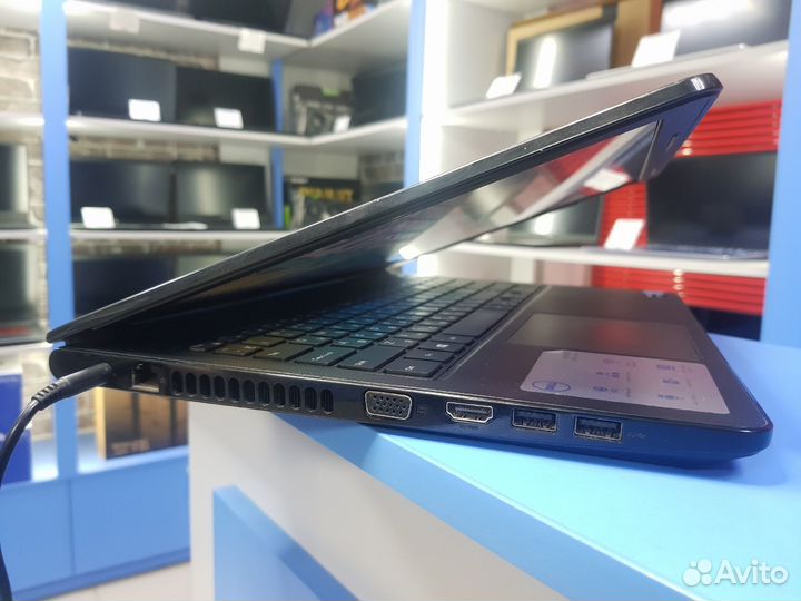 Ноутбук Dell i3-6006u 6gb SSD120gb HD 8570m