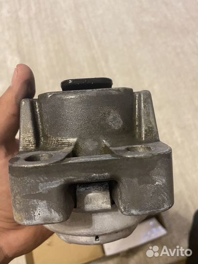 Продам подушки на Форд Мондео 4