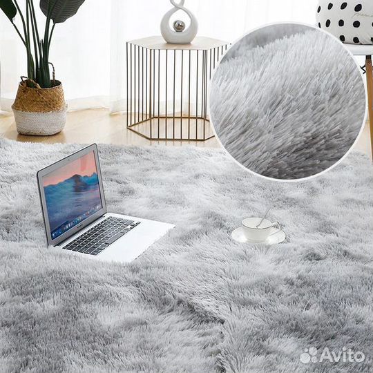 Новый Ковер пушистый напольный
