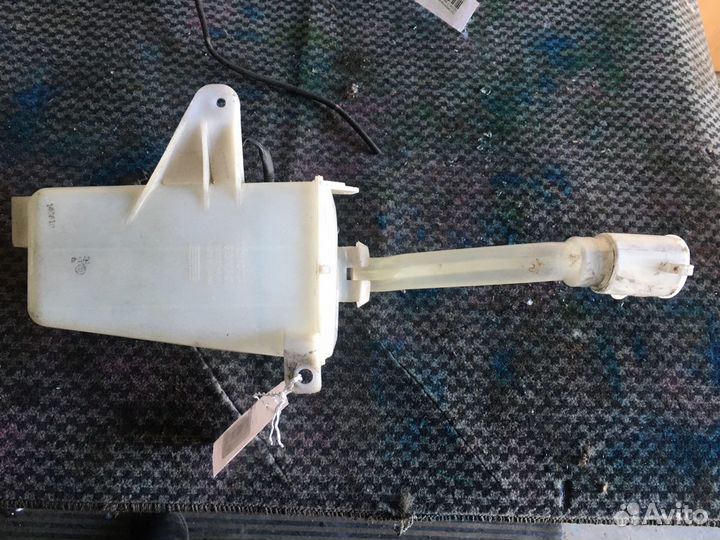 Бачок омывателя Toyota Opa ZCT10