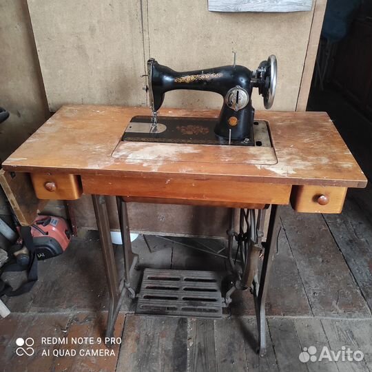 Швейная машинка