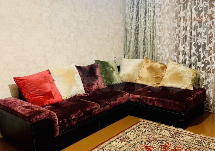 2-к. квартира, 52 м², 2/5 эт.