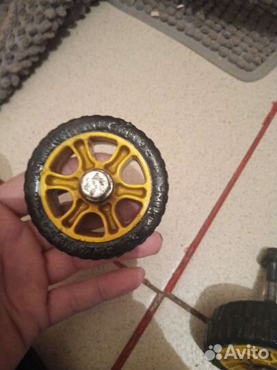 Калëса для саней Ника