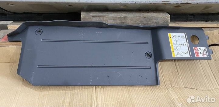 Крышка фары Volvo FH5 78528905