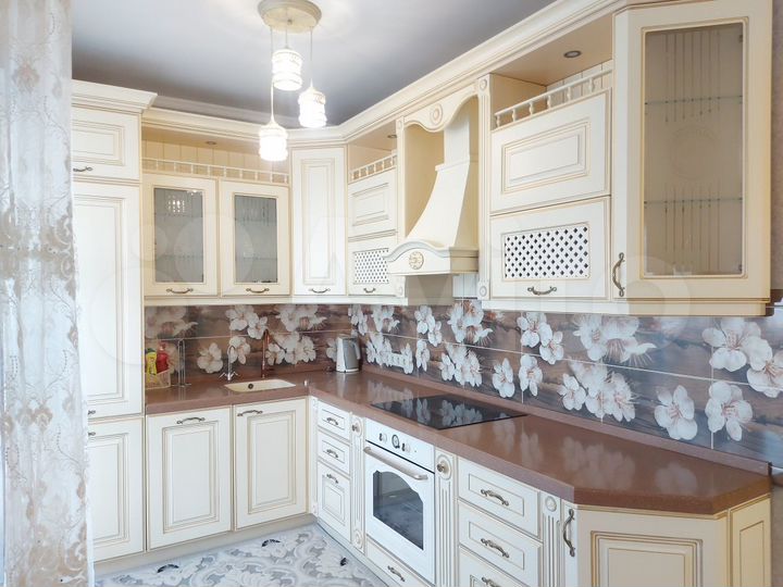 2-к. квартира, 60 м², 5/5 эт.