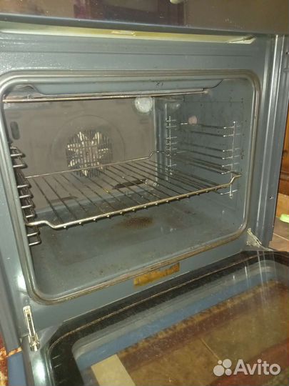 Духовка электрическая встраиваемая бу