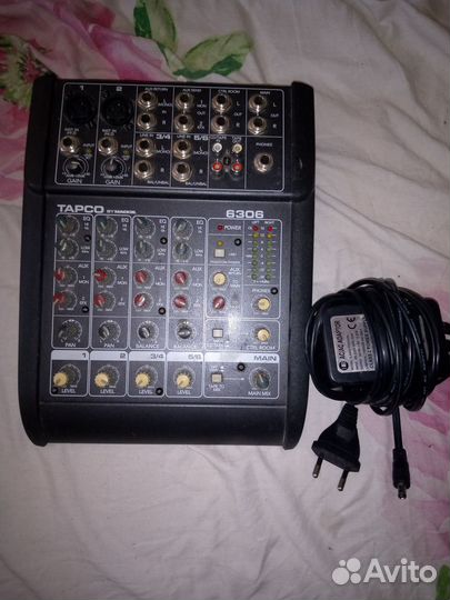 Микшерный пульт Mackie Tapco 6306