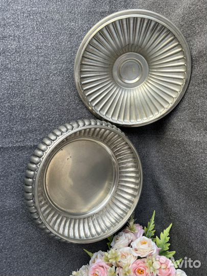 Шкатулка, конфетница, ваза из олова. Винтаж