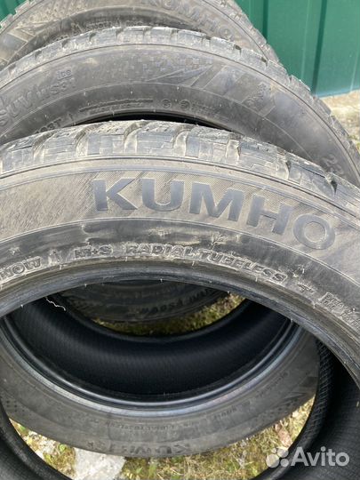 Kumho WinterCraft SUV Ice WS31 235/55 R17 103T