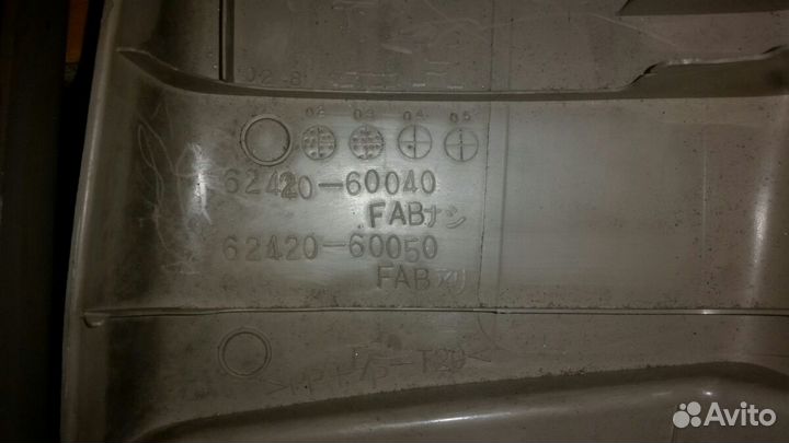 Обшивка стойки кузова Toyota Land Cruiser Prado 12