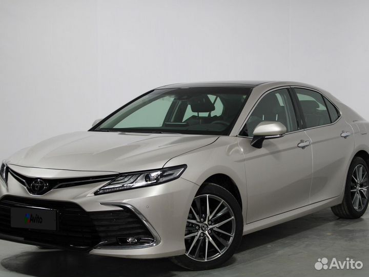 Toyota Camry 2.5 AT, 2022