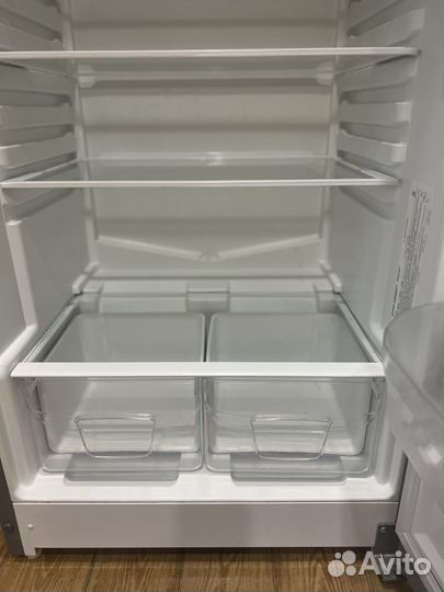 Холодильник indesit tia бу