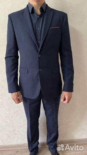 Мужской классический костюм двойка