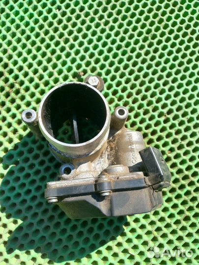 Дросельная заслонка Volkswagen Tiguan clja 2011