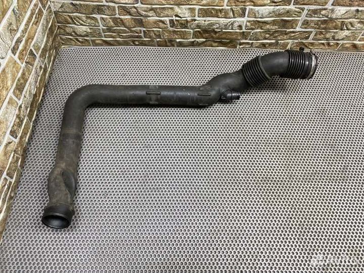 Патрубок воздушного фильтра Land Rover Range Rover