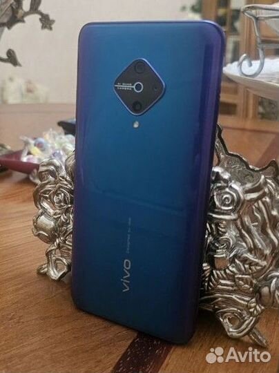 vivo V17, 8/128 ГБ