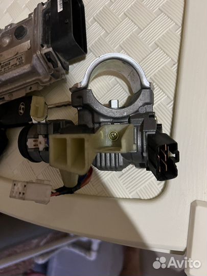 Замок зажигания в сборе Hyundai i30