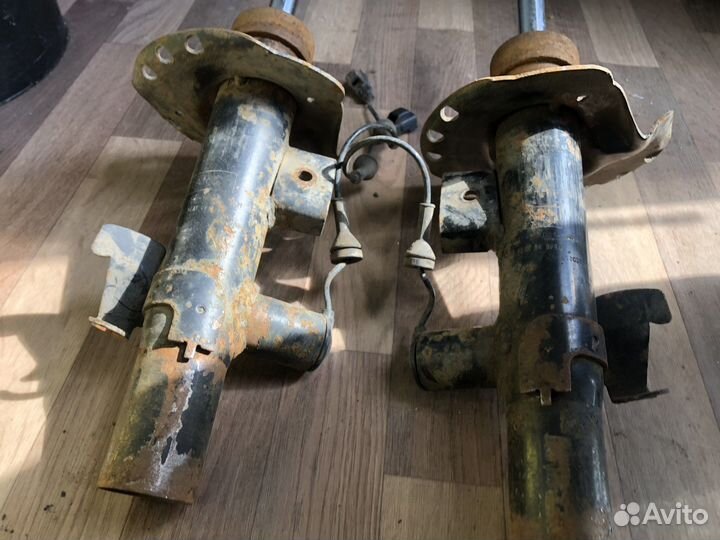 Ford Galaxy 1744692, 1744697