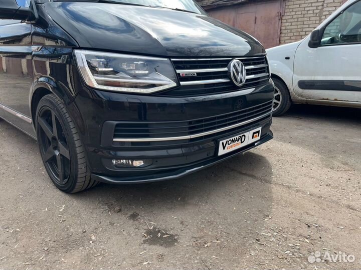 Сплиттер под передний бампер VW T6 прилегающий под