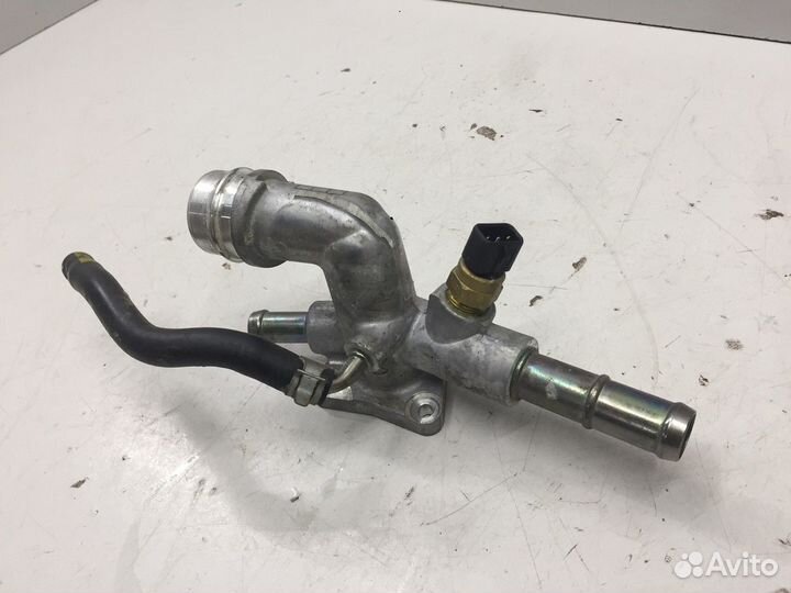 Тройник системы охлаждения