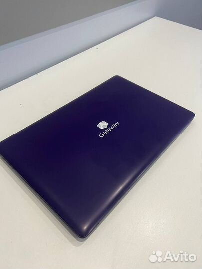 Ноутбук Acer (gateway), i3, 8gb DDR4, SSD 1TB