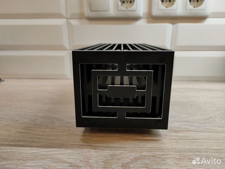 Аренда Музыкальный транспорт Roon Rock 10