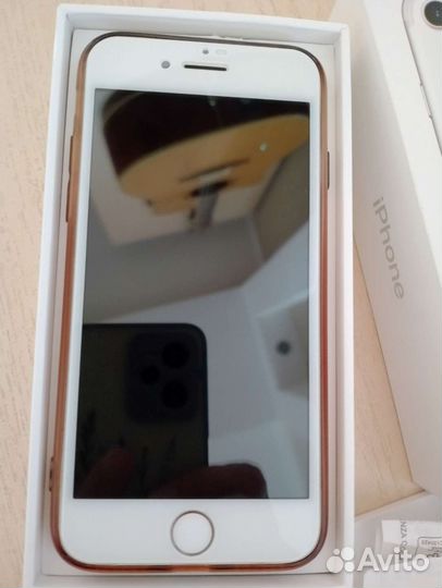 Телефон iPhone