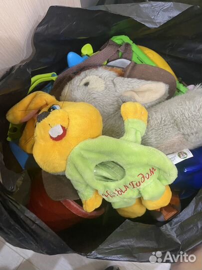 Пакет с игрушками
