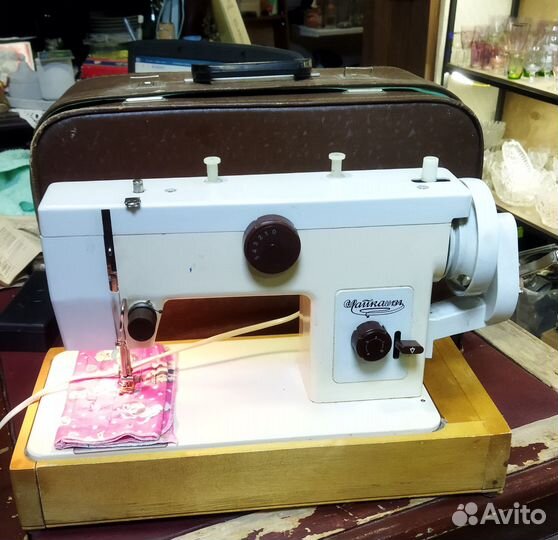 Швейная машинка 