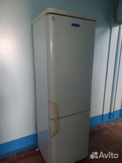 Продать бу холодильник на запчасти