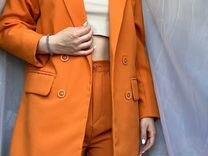 Костюм - двойка (пиджак+шорты) в оранжевом цвете