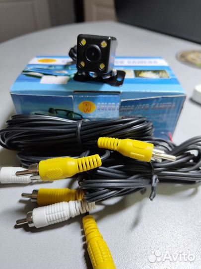Универсальная камера переднего и заднего вида авто