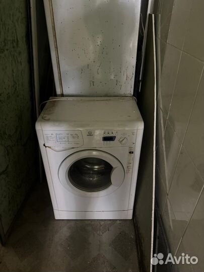 Стиральная машина indesit