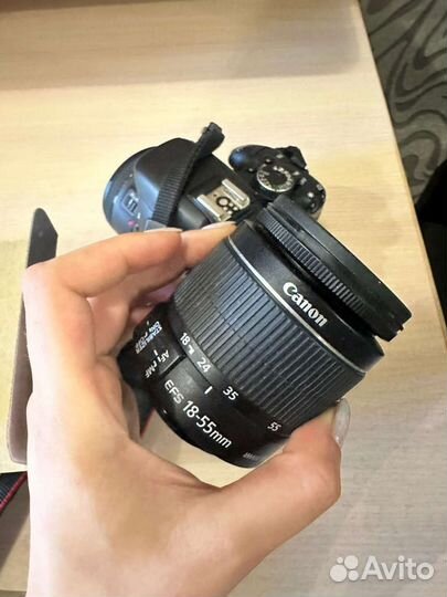 Зеркальный фотоаппарат canon 600d