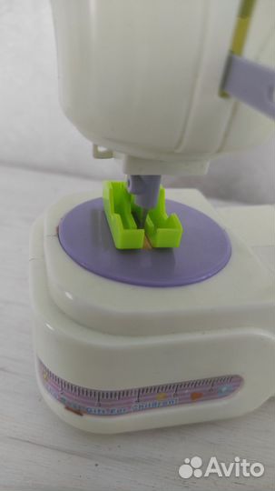 Детская швейная машинка