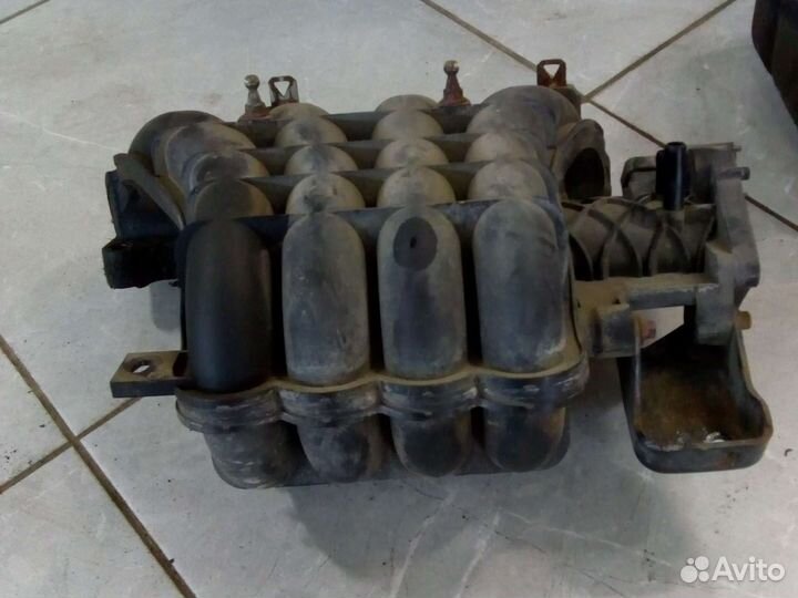 Выпускной коллектор Митсубиси Ланцер 10