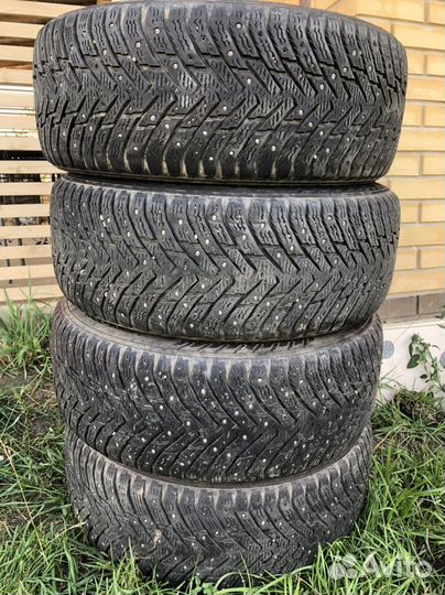 Nokian Tyres Hakkapeliitta 8 225/55 R17
