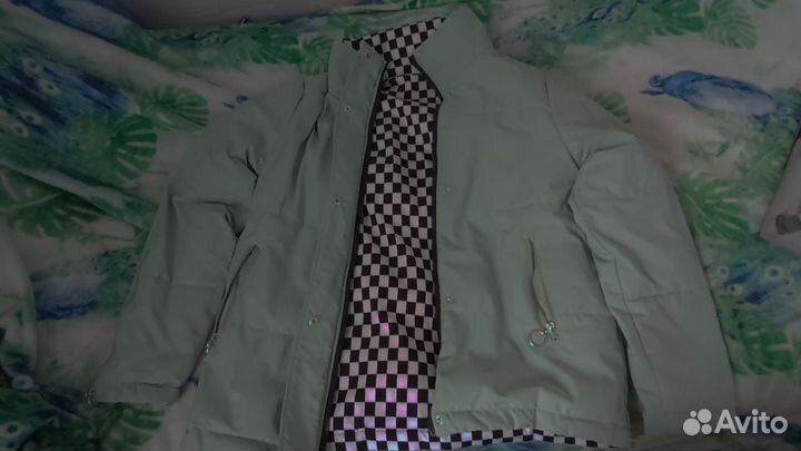 Куртка легкая молодёжная 46 размер