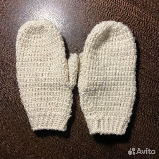 Варежки вязаные ручной работы