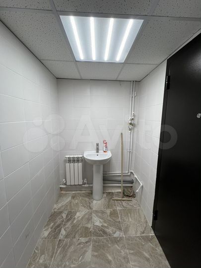 Офис, шоурум, салон, магазин 15 м² Собственник