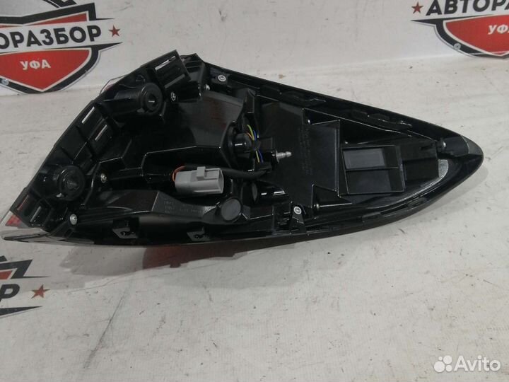 Фонарь LED задний внешний левый toyota C-HR I