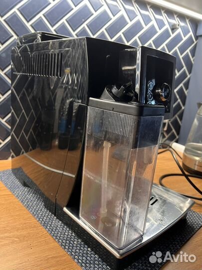 Кофемашина delonghi