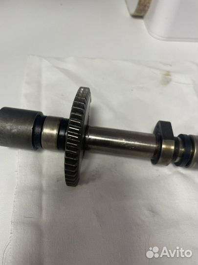 Вал подъема клапанов ep6