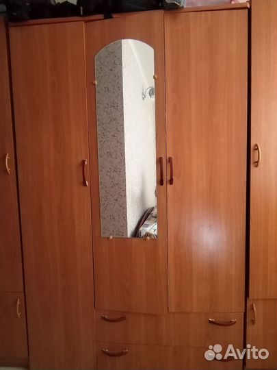 Шкаф для одежды бу