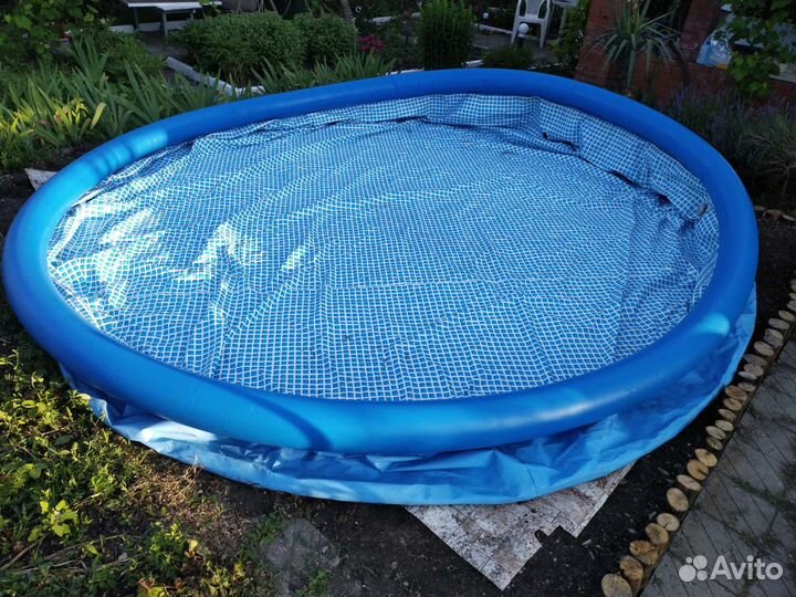 Бассейн надувной Intex 9792 литров