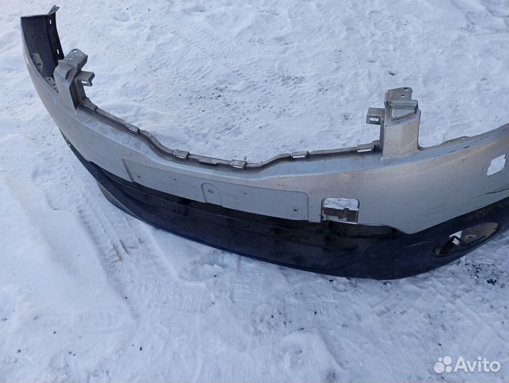 Бампер передний nissan qashqai 2012