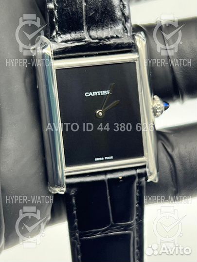 Часы Cartier Tank Must 25,5 wsta0072