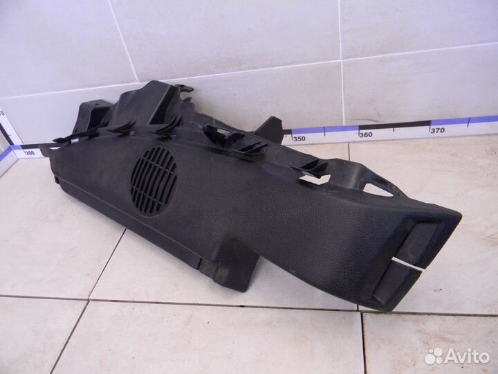 Держатель задней полки 1-серия E87/E81 2004