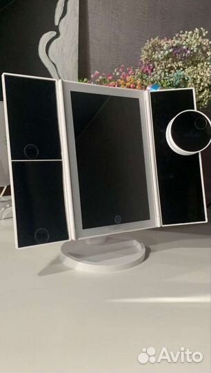 Зеркало с подсветкой новое